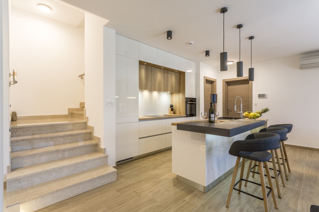 Kitchen Island Area