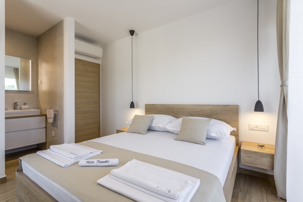 Room 2 - Double Bed, Bathroom, Sat-TV, Wardrobe, Working Table, Towel and Sheets, AC, Balcony With Sea View