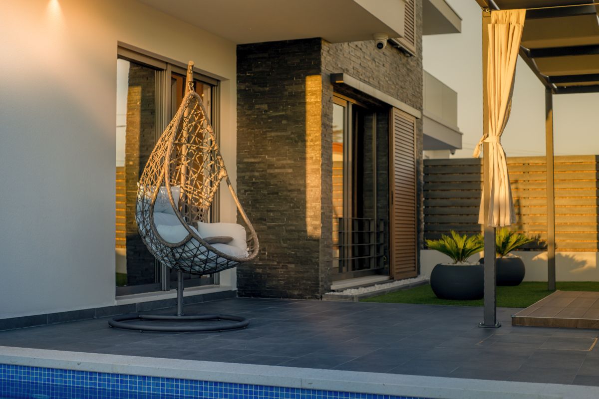 Outdoor Area West (9)